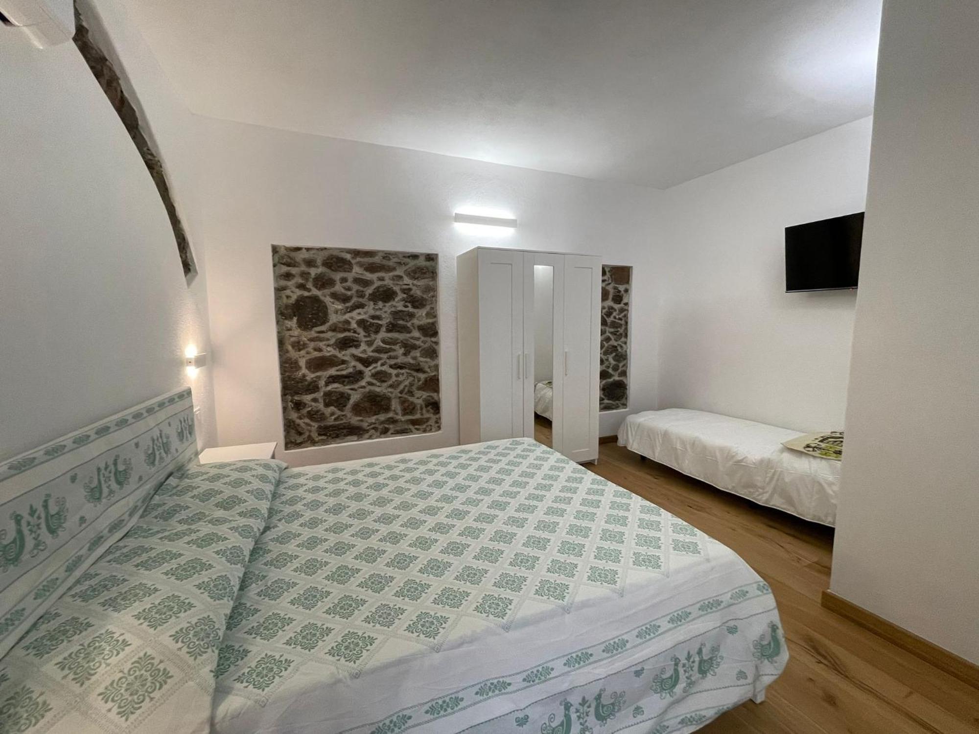 Sa Troppa De Sos Chentu Hotel Dorgali Kültér fotó